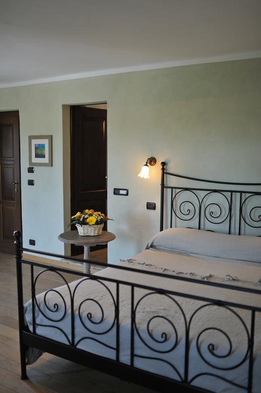 Bed and Breakfast Casapecchenino Dogliani Zimmer foto